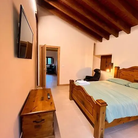 La Casita, Entorno Rural, Servicios Y Comida Local *