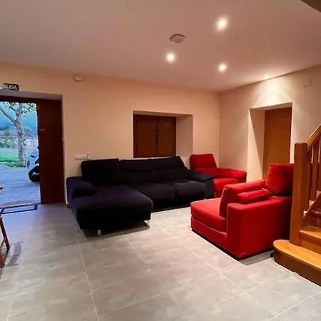 펜션 La Casita, Entorno Rural, Servicios Y Comida Local